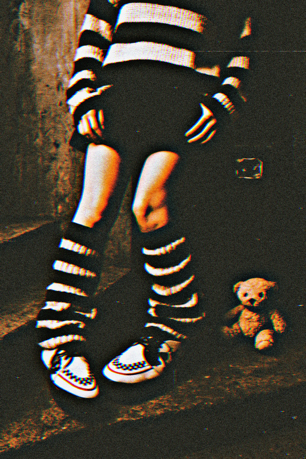 🖤 T.U.K. Unisex White Leather VLK Creeper Sneaker with Skull Print