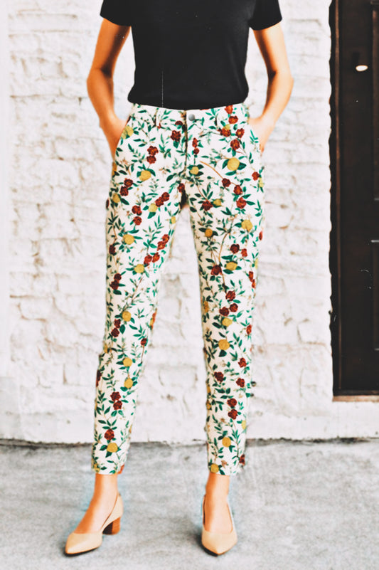 Armani Jeans Vintage Floral - Sz. 30 (US10/12)