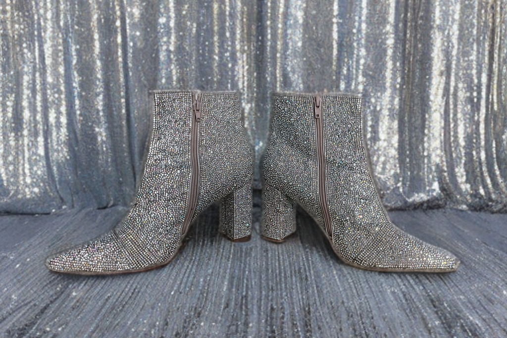 Betsey Johnson CADY Ankle Boots