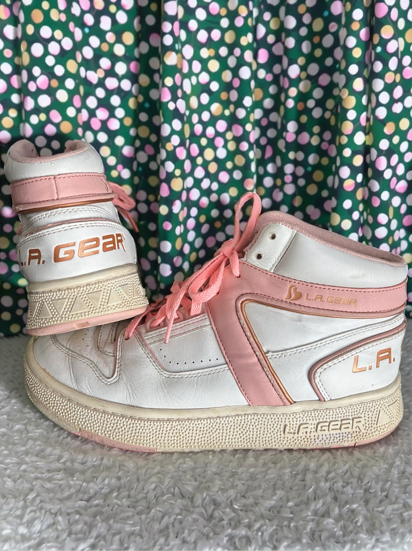 🕹️👾 L.A. Gear High Tops - Sz 6 🎀