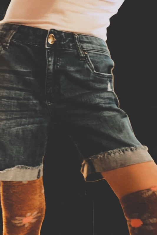 Kut from the Kloth Distressed Denim Shorts - Sz 8