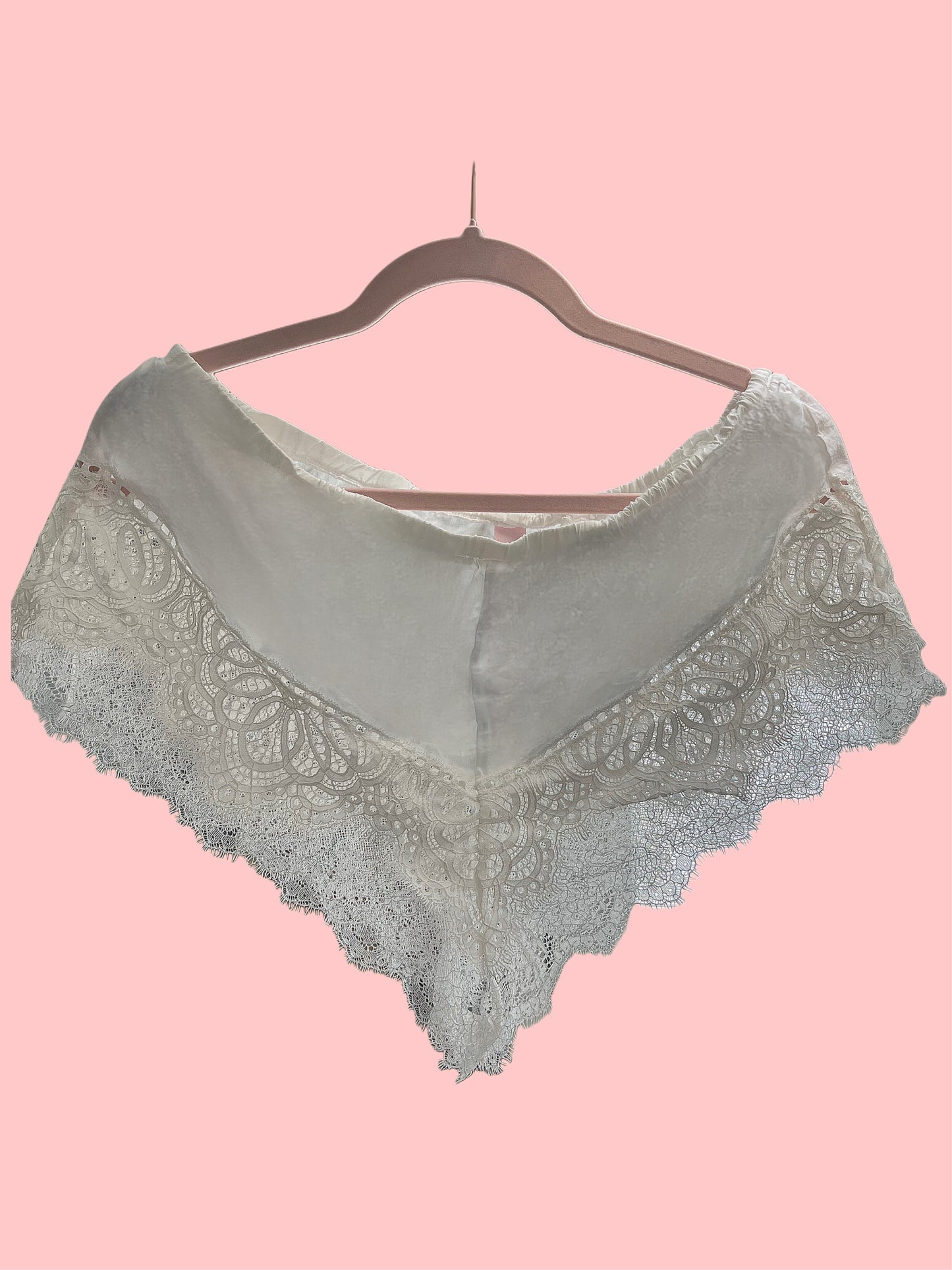 Victoria’s Secret Scallop Trim Babydoll Shorts